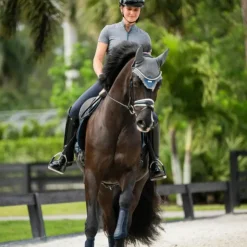 Equestrian Stockholm - Bonnet pour chevaux Metallic Blue Bleu Outlet