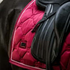 Equestrian Stockholm - Tapis de dressage Bordeaux Best