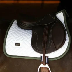 Equestrian Stockholm - Tapis de selle Striking Valley Modern Blanc