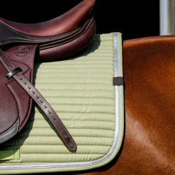 Equithème - Tapis de selle Spring clair Vert Hot