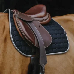Online Equithème - Tapis de selle Orion Noir