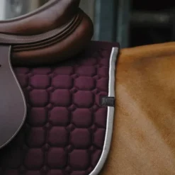 Equithème - Tapis de selle Orion Prune Hot