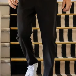 New Harcour - Pantalon lifestyle chino homme Adam Noir