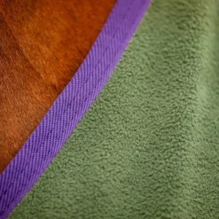 Horseware - Couure polaire Amigo Fleece Cooler bramble/ winterberry et taupe Vert Outlet