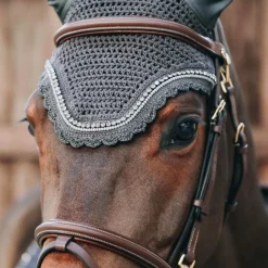 Kentucky Horsewear - Bonnet anti-bruit Wellington Stone & Pearl Gris Outlet