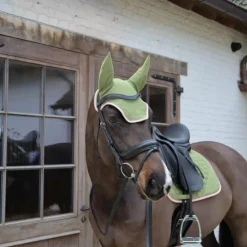 Discount Kentucky Horsewear - Bonnet pour chevaux anti-bruits softshell kaki/ vieux rose Vert