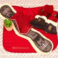 Kentucky Horsewear - Cloches chevaux mouton Solimbra Noir Best