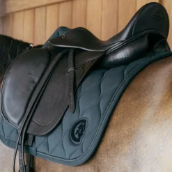 Clearance Kentucky Horsewear - Tapis de dressage Wave 3D logo sapin Vert