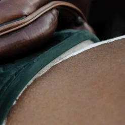 Kentucky Horsewear - Tapis de selle Skin Friendly Velvet sapin Vert Outlet
