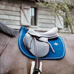 Hot Kentucky Horsewear - Tapis de selle Basic Velvet jumping Marine