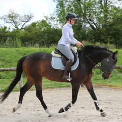 New Kentucky Horsewear - Tapis de selle Laine bleu clair BleuVarianteCheval/ Poney D / Bleu - 79,99€