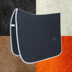 Discount Kentucky Horsewear - Tapis de dressage Softshell noir NoirVarianteCheval/ Poney D / Noir - 50,99€