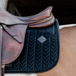 New Kentucky Horsewear - Tapis de selle Skin Friendly Velvet Noir