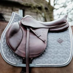 Kentucky Horsewear - Tapis de selle Basic Velvet jumping Gris Hot