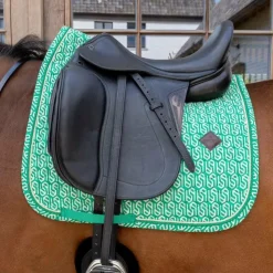 Kentucky Horsewear - Tapis de dressage Velvet Printing maze cipher / blanc Vert Best