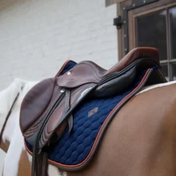 Kentucky Horsewear - Tapis de selle Onion Quilt Leather Neon Marine Online