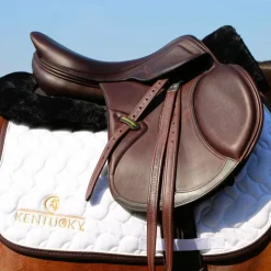 Kentucky Horsewear - Tapis de selle avec logo Blanc Outlet