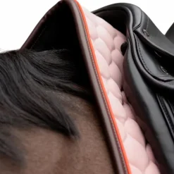 Kentucky Horsewear - Tapis de dressage Onion Quilt Leather Neon vieux Rose Clearance
