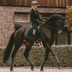 Discount Kentucky Horsewear - Tapis de dressage Velvet Pearls sapin Vert