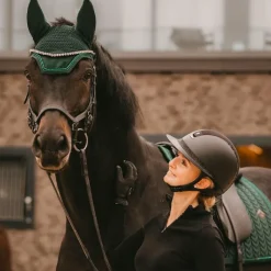 Discount Kentucky Horsewear - Tapis de dressage Velvet Pearls sapin Vert