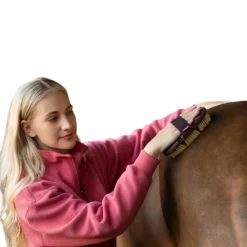 LeMieux - Brosse dur Flexi Scrubbing cranberry Rose