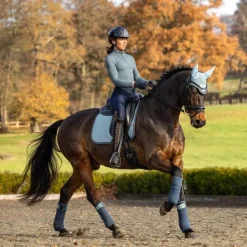 Clearance LeMieux - Tapis de dressage Square en suédine glacier Bleu