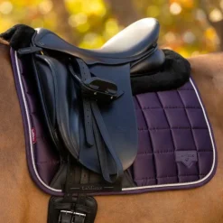 Discount LeMieux - Tapis de dressage Square Loire Classic Mérinos+ juniper Violet