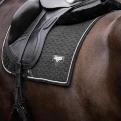 LeMieux - Tapis de dressage Puissance Suede Square Noir Sale