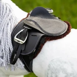 Outlet LeMieux - Tapis de selle pour Toy Pony Showing Numnah Marron