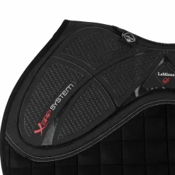 LeMieux - Tapis de selle Square X-Grip Silicone EuroJump Noir Hot