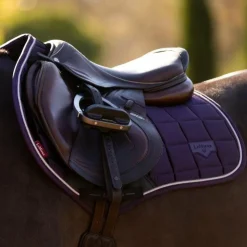 New LeMieux - Tapis de selle Square Loire Classic juniper Violet
